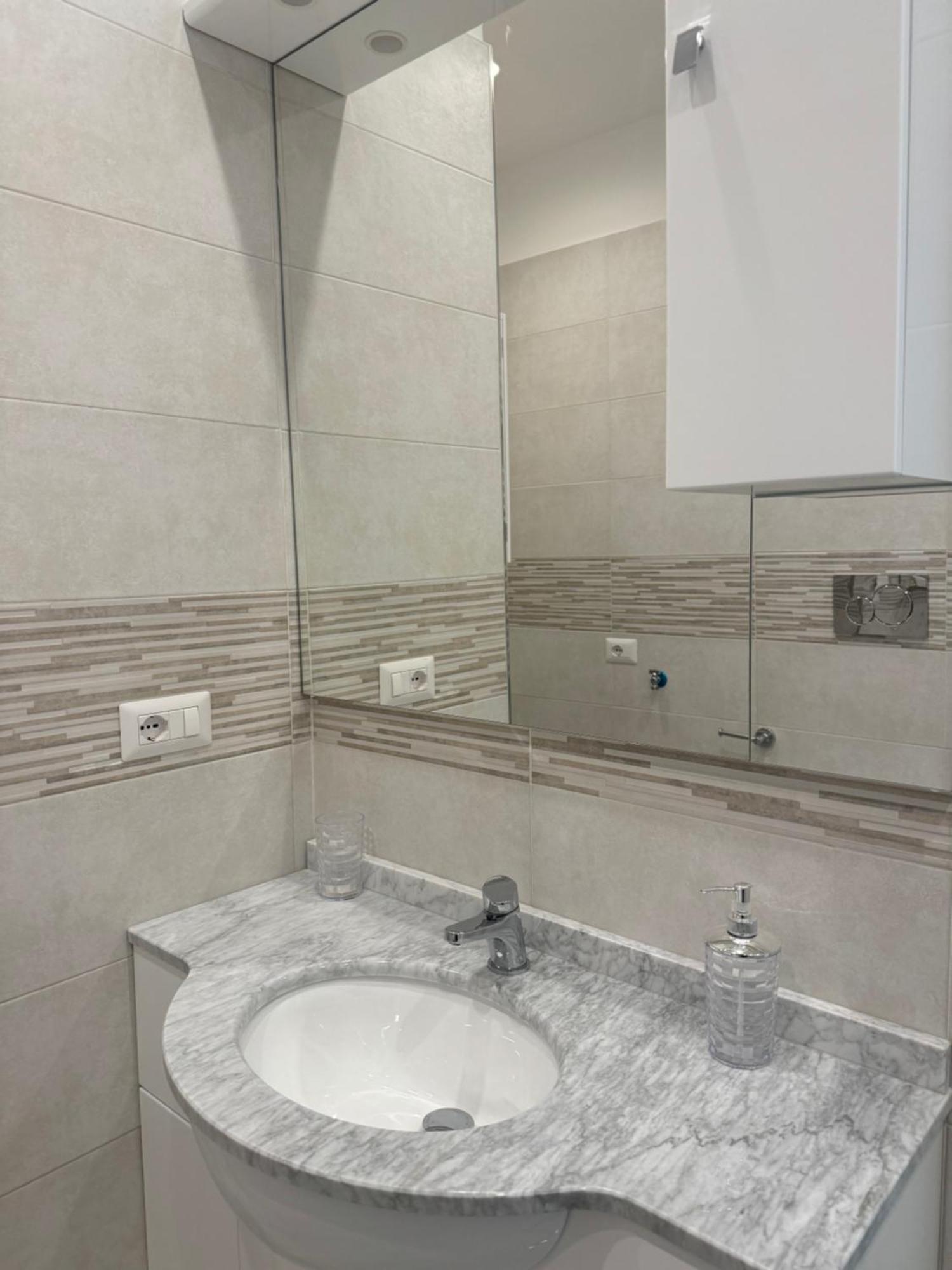 Casa Erminia Apartment Caserta Bagian luar foto