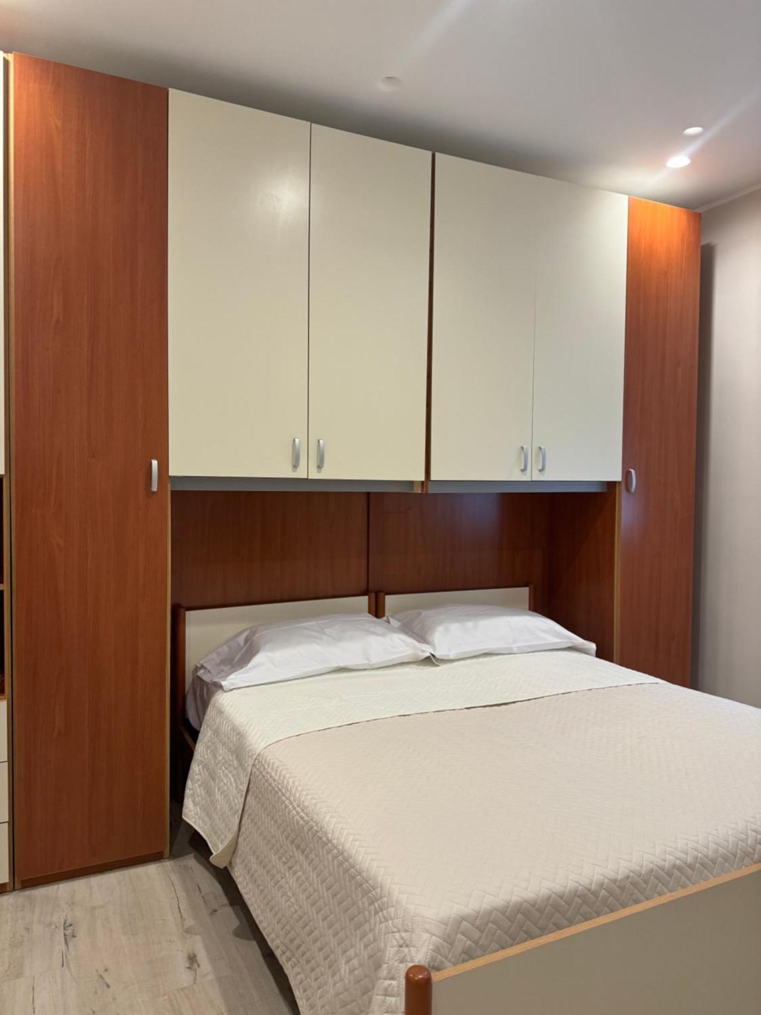 Casa Erminia Apartment Caserta Bagian luar foto